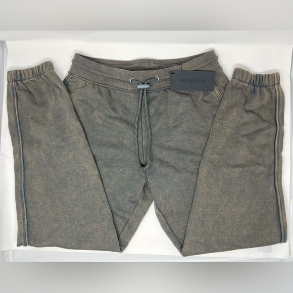 NWT Athletica Essential Oversized Jogger Size S - Picture 5 of 7